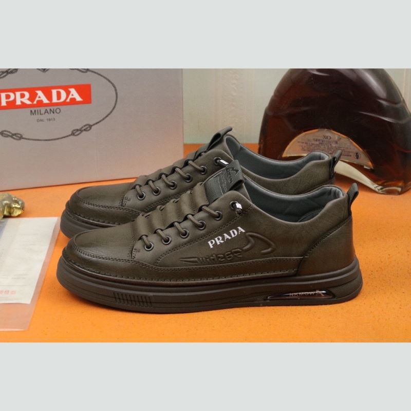 Pra*a sneakers